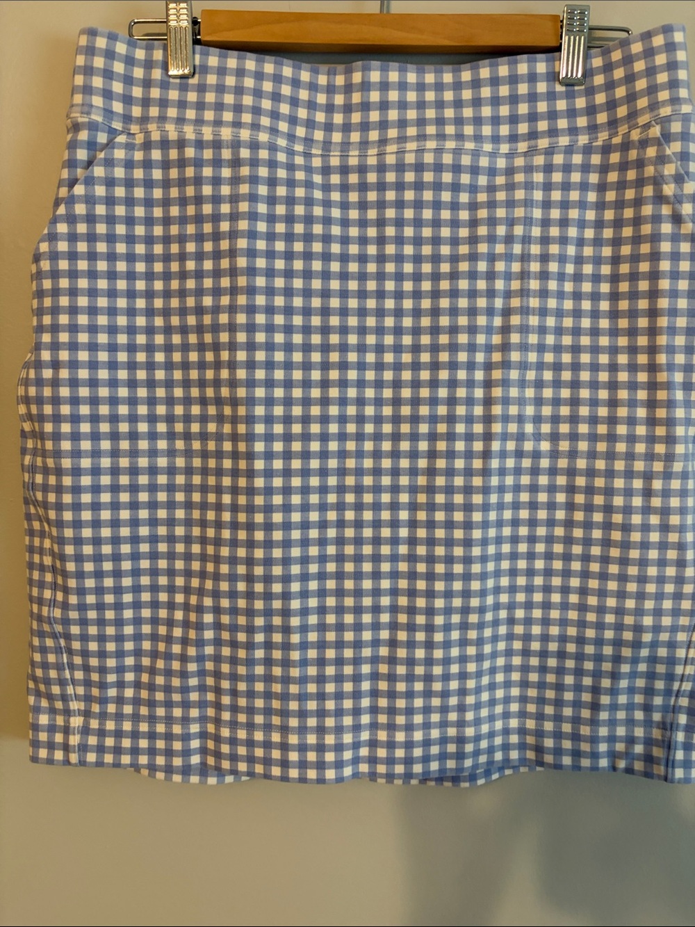 Duluth Trading Co light Blue and White Gingham Skort.cotton/spandex.Med.Pockets - Picture 3 of 9